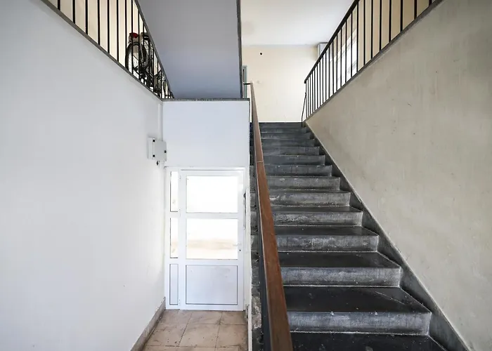 Lopwi Old Town Ground Floor Pensionat